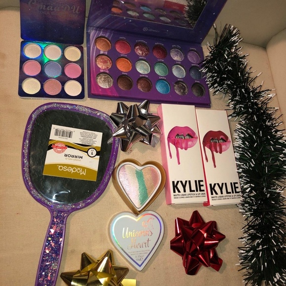 Late Christmas gifts 70.